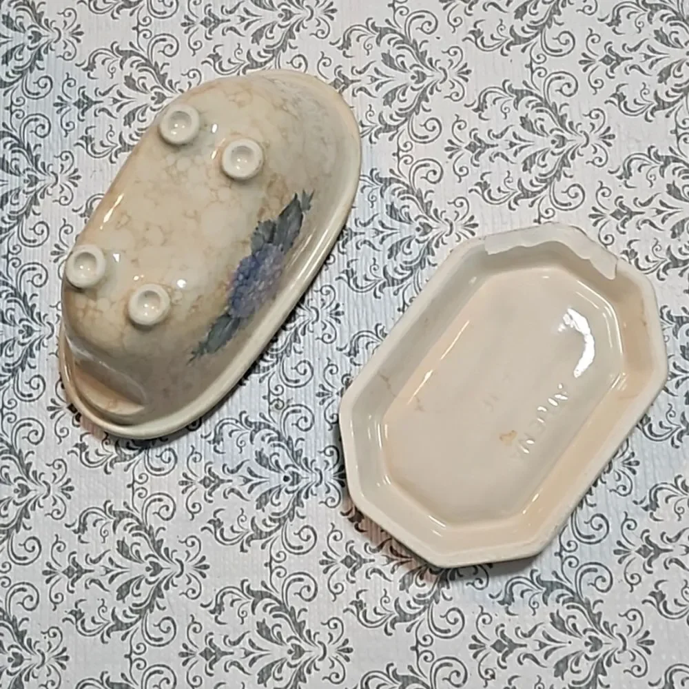Vintage 80s Farmhouse Shabby 3 Lot Athens USA Soap Bathroom Dish